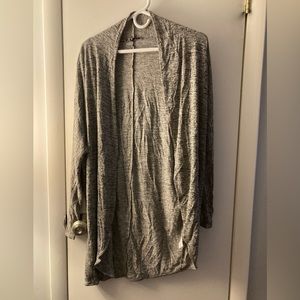 Medium gray cardigan ✨